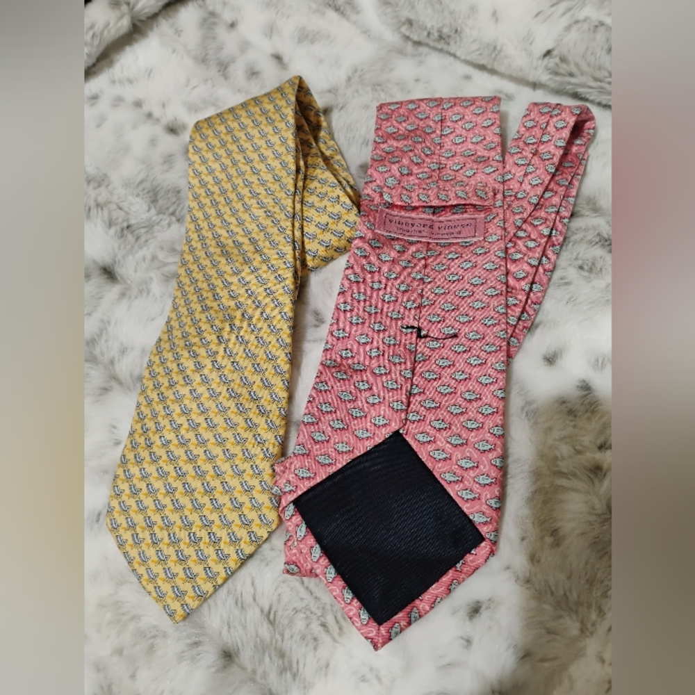 Luxury Vineyard Vines Yellow and Pink